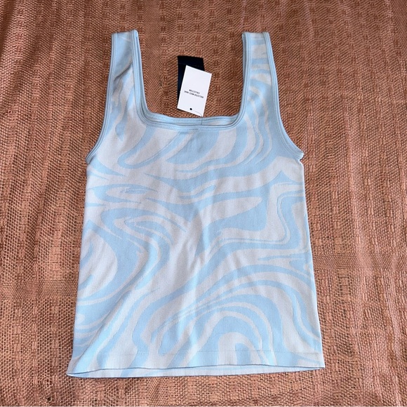 NWT Hollister tank top - Picture 3 of 5